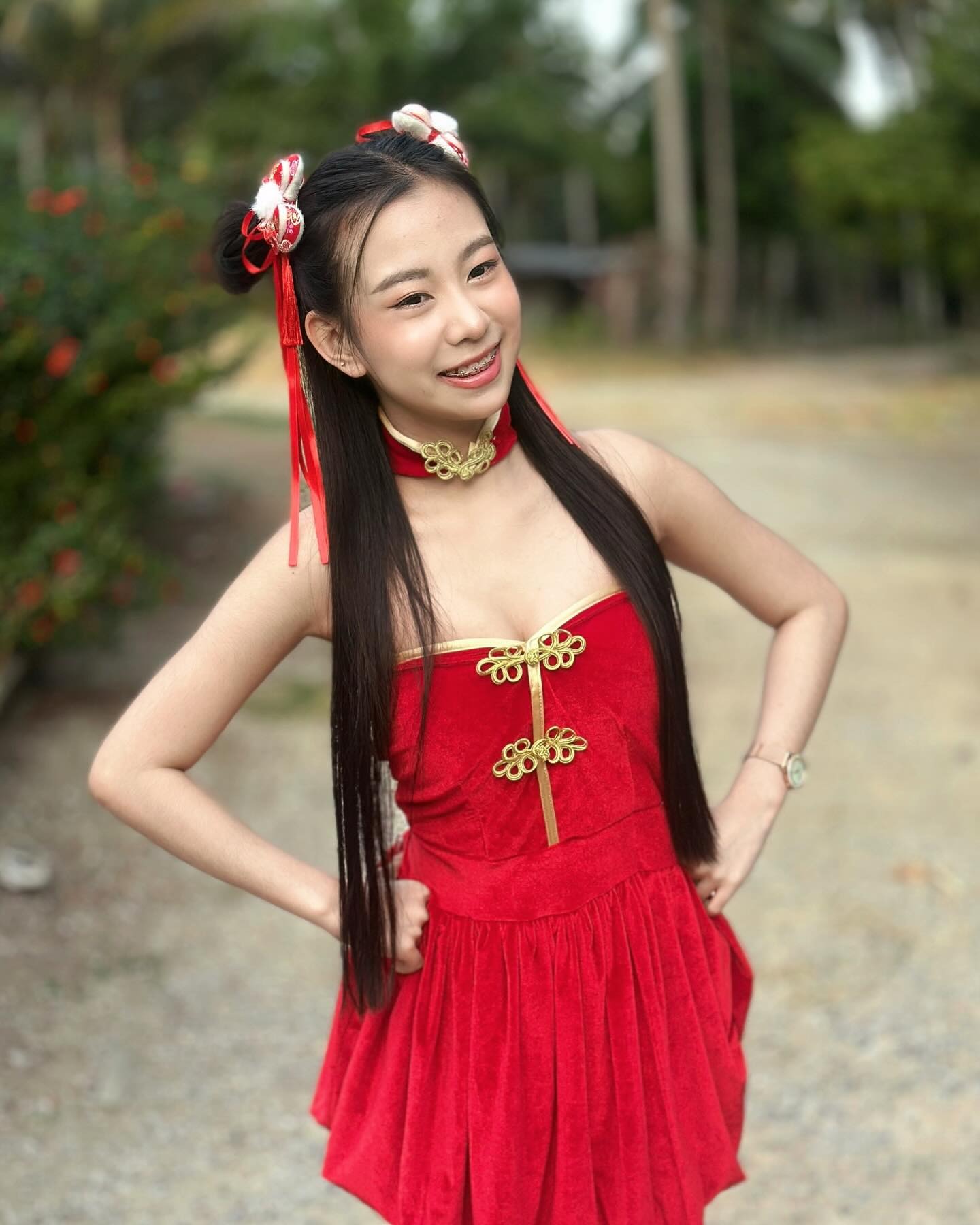 Nina Hithongkam (27)