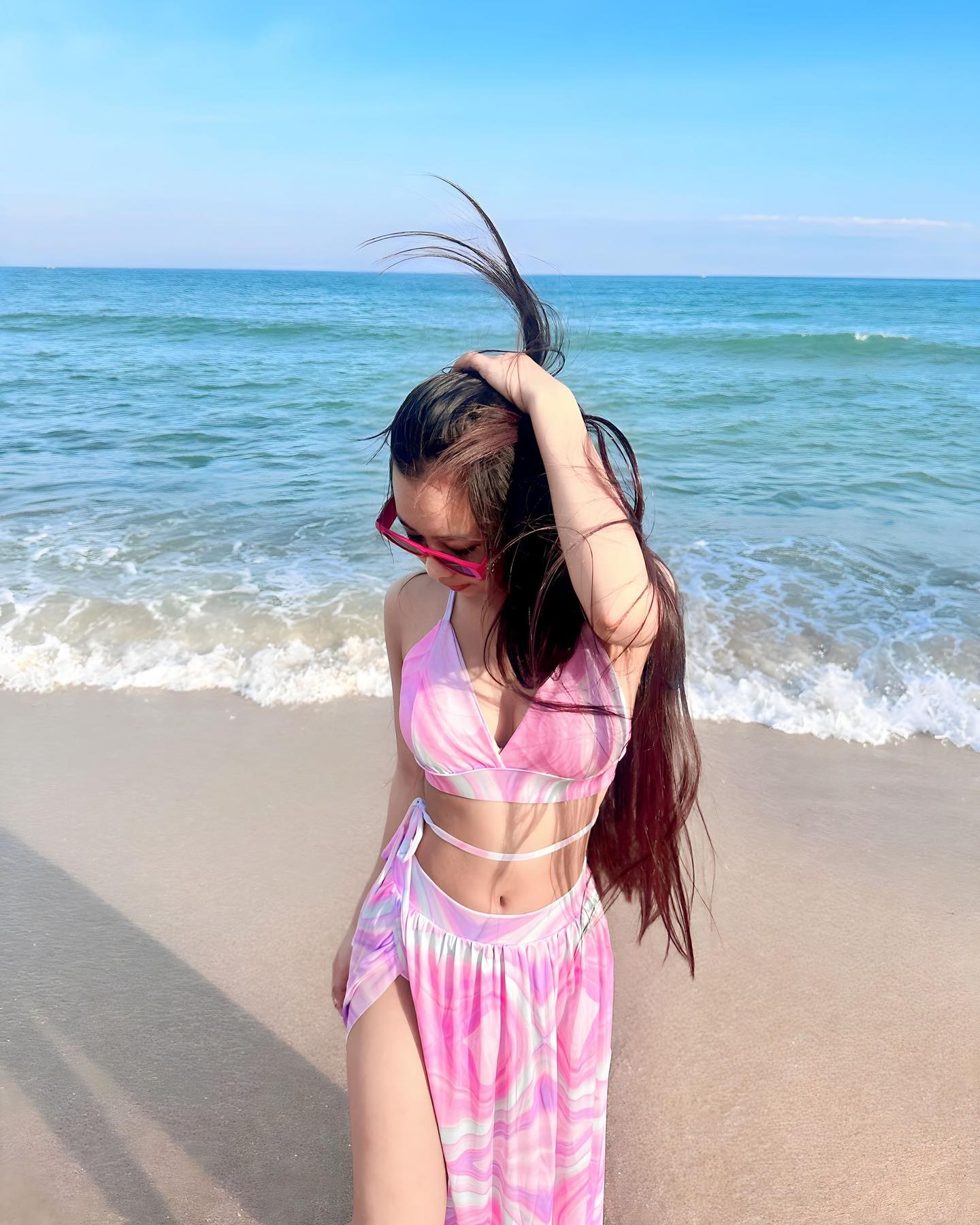 Nina Hithongkam (59)