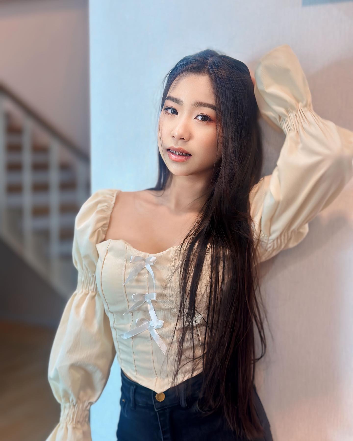 Nina Hithongkam (68)