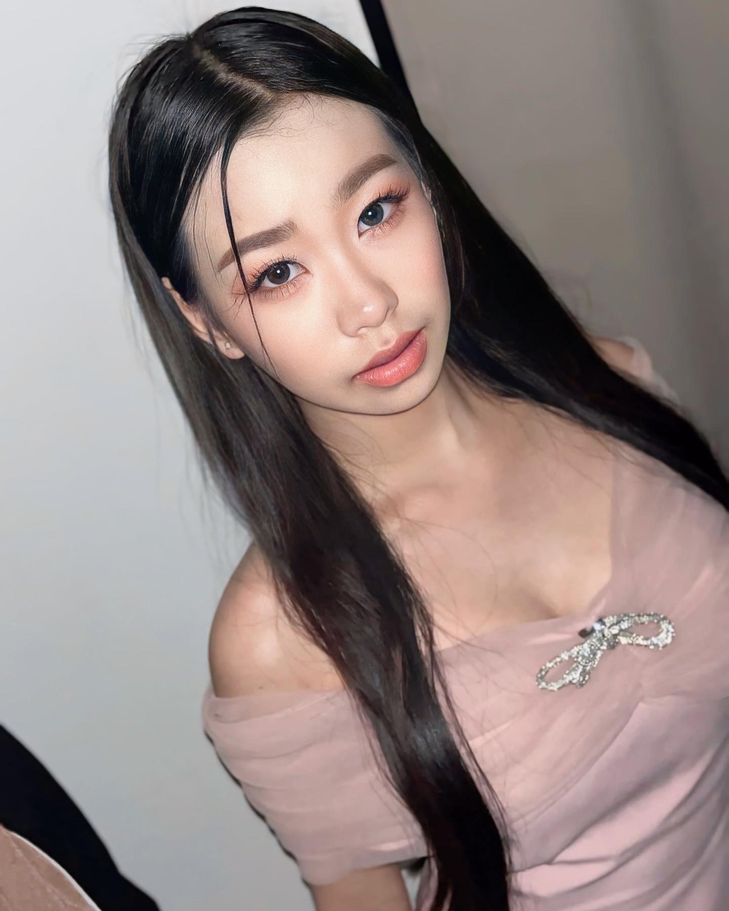 Nina Hithongkam (71)
