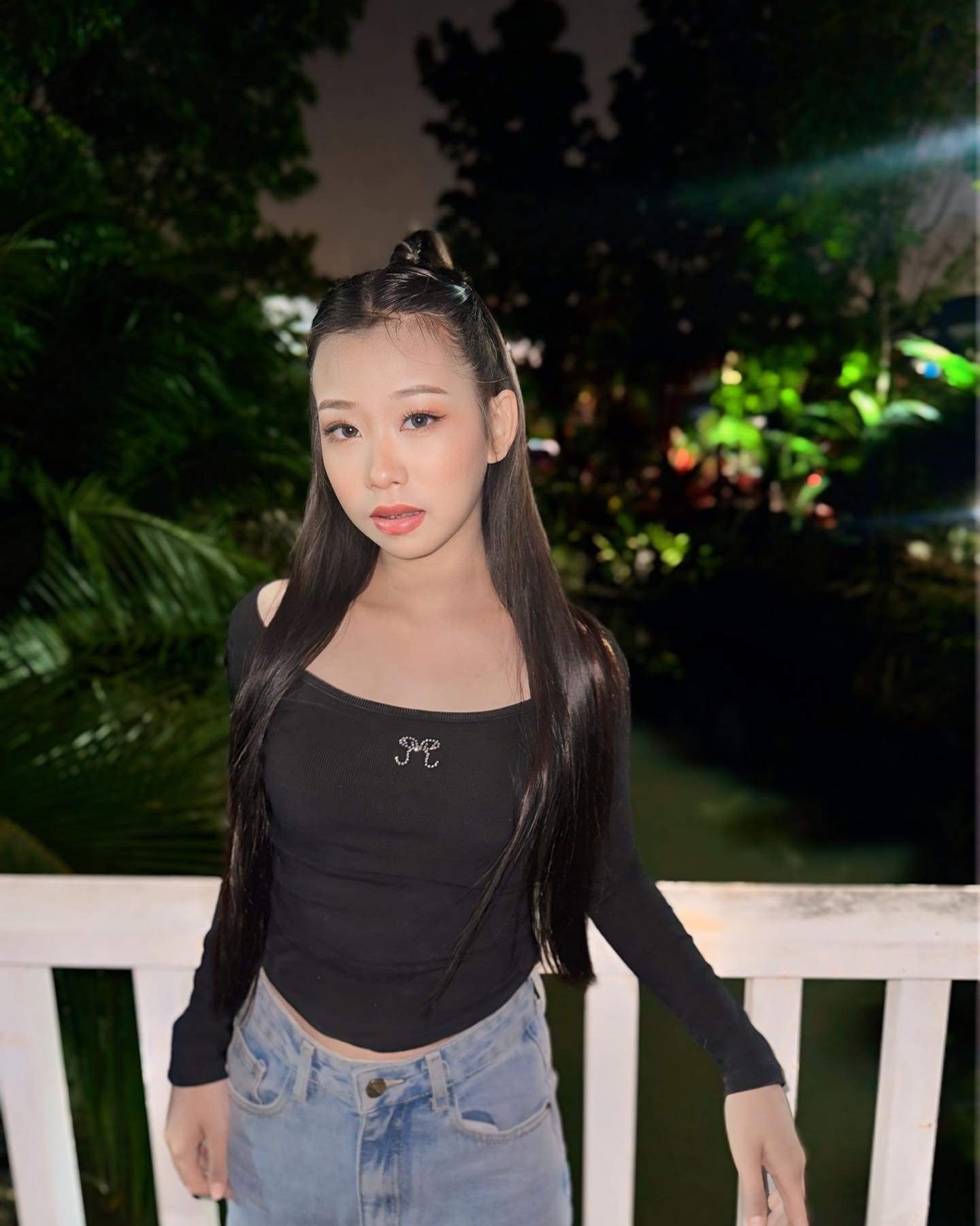 Nina Hithongkam (75)